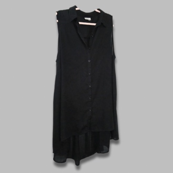 Avenue Sheer Hi-Lo Blouse Sleeveless Button-Front Pointed Collar Sheer Black 22 - Picture 1 of 5